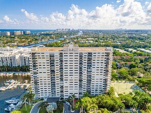 3200 Port Royale Dr N, Unit 1104 in Fort Lauderdale, FL - Foto de edificio - Building Photo