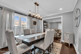 64 Society Hill Way in Tinton Falls, NJ - Building Photo - Building Photo