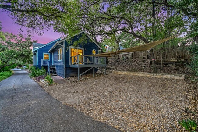 1701 Jennie Ave in Austin, TX - Building Photo - Building Photo