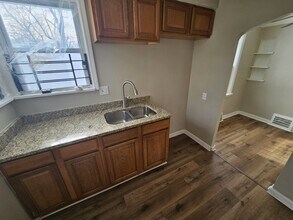 16202 Cloverside Ave in Cleveland, OH - Building Photo - Building Photo