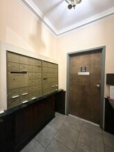 4940 S East End Ave in Chicago, IL - Building Photo - Building Photo