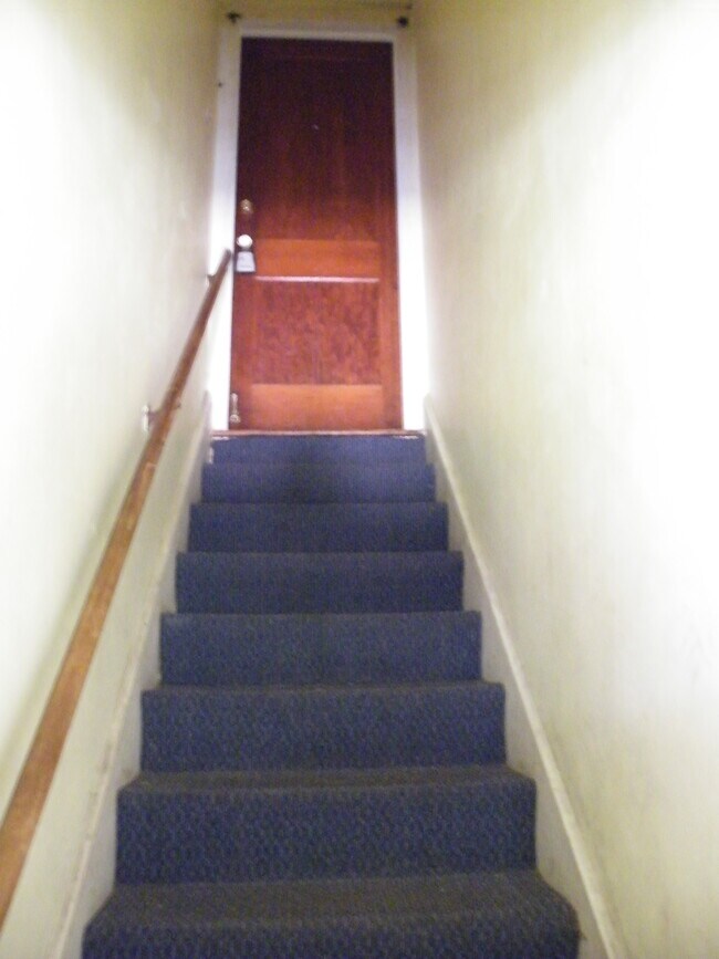 48 E Summit Ave, Unit Apt 2 in Wilmington, DE - Building Photo - Building Photo