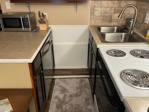 9992 FM1283 in Lakehills, TX - Building Photo - Building Photo