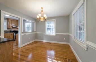 6615 Forest Hill Ave in Richmond, VA - Building Photo - Building Photo
