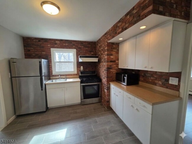 property at 933 Lafayette Ave