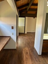 1 Kihi St in Honolulu, HI - Foto de edificio - Building Photo