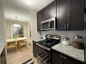 Metro on 5th in St. Charles, MO - Building Photo