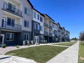 Via Apartments in Chubbuck, ID - Building Photo