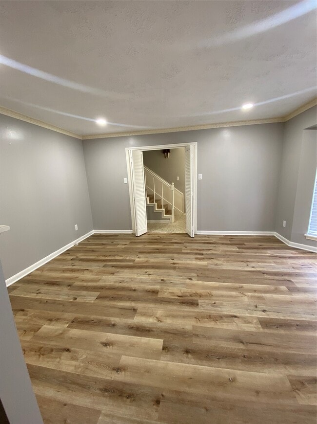 property at 11702 N Petersham Dr