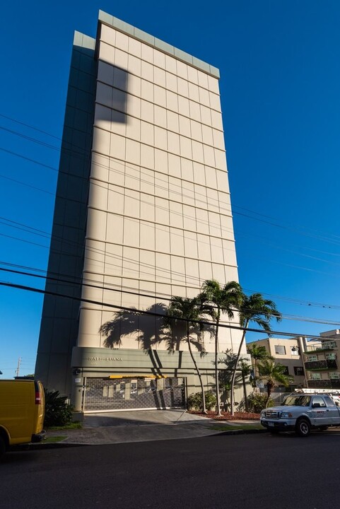 1215 Alexander St in Honolulu, HI - Building Photo