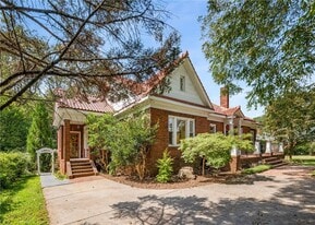 787 Flat Shoals Ave SE in Atlanta, GA - Building Photo