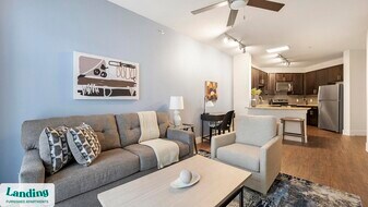 810 W St Johns Ave in Austin, TX - Building Photo