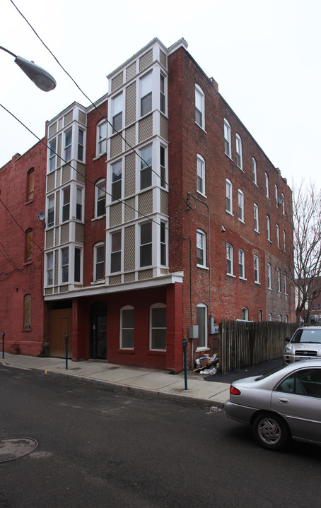 24 Centenary St in Binghamton, NY - Building Photo