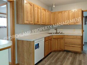 2050 Letart Ave in Muskegon, MI - Building Photo - Building Photo