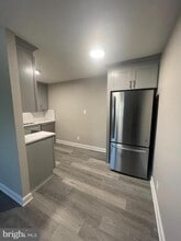 110 N College Dr in Sterling, VA - Building Photo - Building Photo