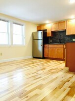 158 North St in Burlington, VT - Building Photo