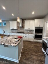7178 Hawthorne Trce in Independence, OH - Building Photo - Building Photo