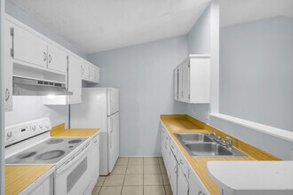 1611 RaceTrack Rd in New Bern, NC - Building Photo - Building Photo