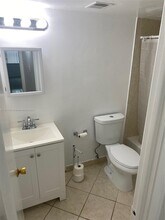 11241 SW 88th St-Unit -103F in Miami, FL - Building Photo - Building Photo