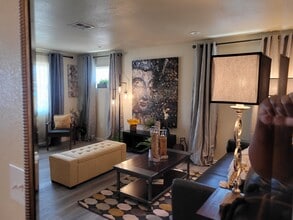 7358 Springman St in Sacramento, CA - Building Photo - Building Photo