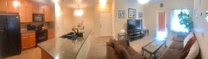 2682 S Cathay Way, Unit 106 in Aurora, CO - Building Photo - Building Photo