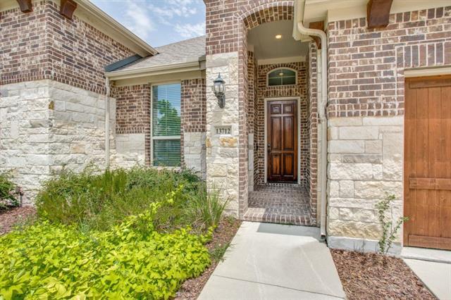 13712 Genoves Dr in Little Elm, TX - Building Photo - Building Photo