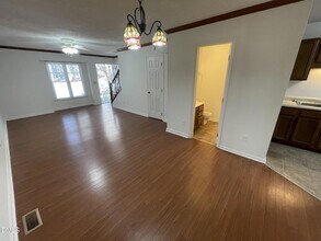 121 Winners Cir in Cary, NC - Building Photo - Building Photo