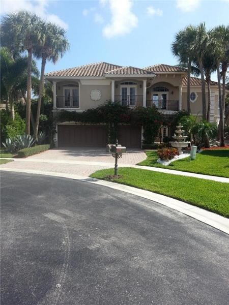 9839 Coronado Lake Dr in Boynton Beach, FL - Building Photo