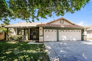 2547 Gemstone Ave in Palmdale, CA - Building Photo