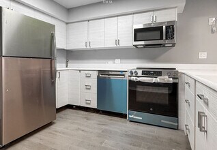 1509 N Wells St, Unit 2 in Chicago, IL - Foto de edificio - Building Photo