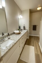 264 Western Hills Dr in Durant, OK - Building Photo - Building Photo