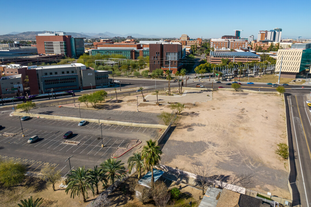 Skyview in Tempe, AZ - Building Photo