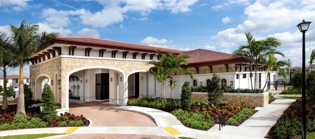 3428 W 113th St in Hialeah, FL - Building Photo - Building Photo