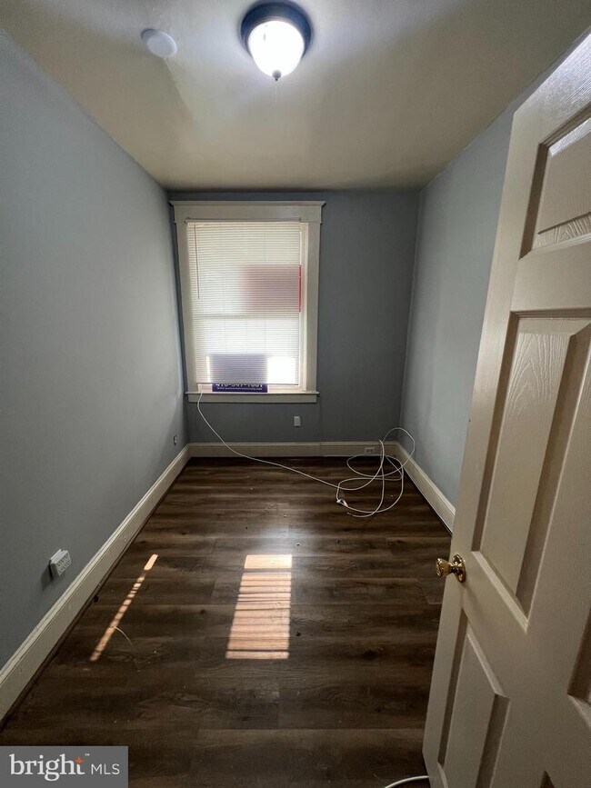 4402 Fairhaven Ave photo'