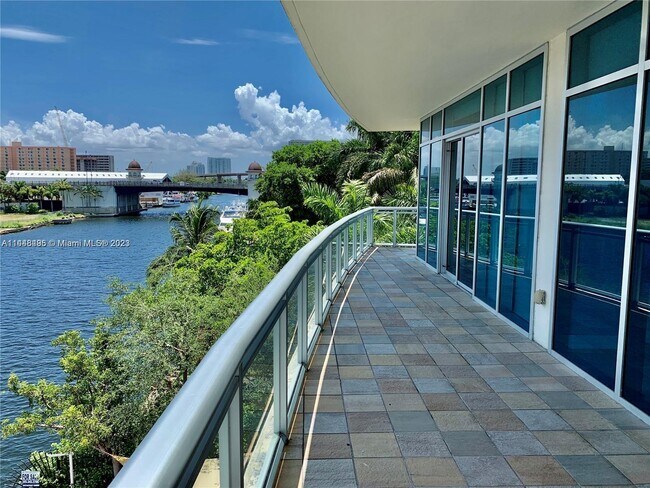1090 NW N River Dr-Unit -404 in Miami, FL - Building Photo - Building Photo