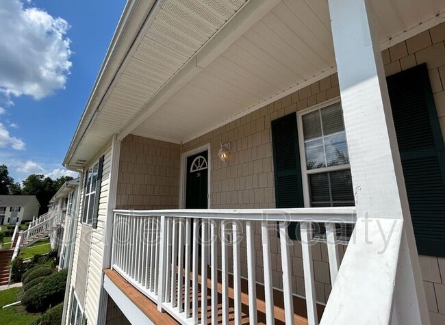 4619 McClelland Dr in Wilmington, NC - Foto de edificio - Building Photo