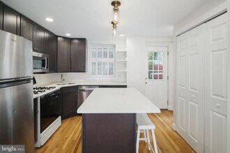 704 S Darien St in Philadelphia, PA - Building Photo - Building Photo
