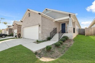 120 Riverhill Dr in Georgetown, TX - Building Photo