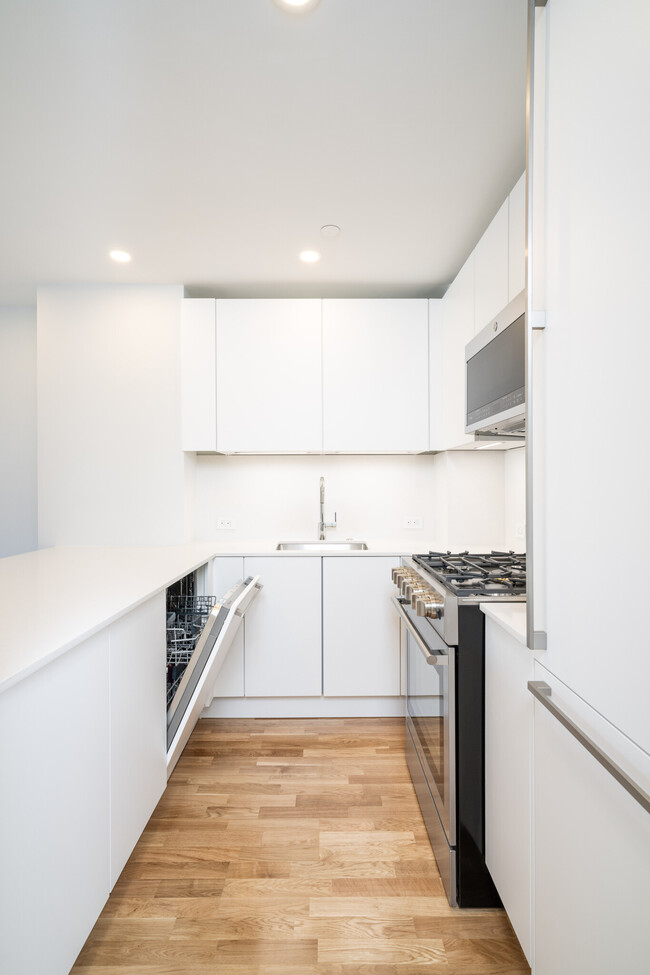 property at 1400 Columbia Rd