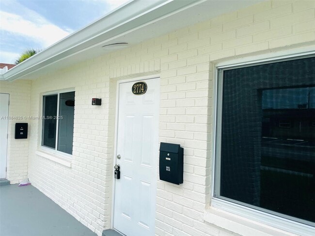2770 NW 58th Terrace in Lauderhill, FL - Building Photo - Building Photo
