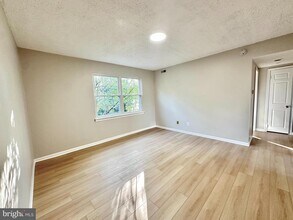 100 Park Blvd in Cherry Hill Township, NJ - Building Photo - Building Photo