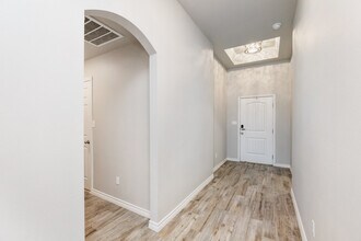 7713 Killebrew Dr in Corpus Christi, TX - Building Photo - Building Photo