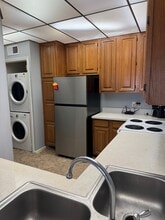 2207 S Braeswood Blvd in Houston, TX - Building Photo - Building Photo