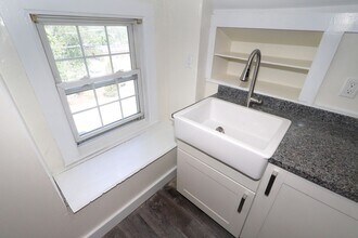 119 Locust St in Dover, NH - Building Photo - Building Photo