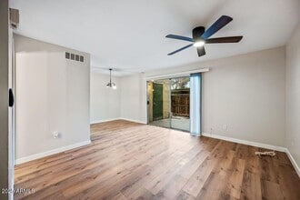 5911 W Golden Ln in Glendale, AZ - Building Photo - Building Photo