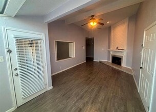 2105 Count Fleet Dr in Arlington, TX - Building Photo - Building Photo