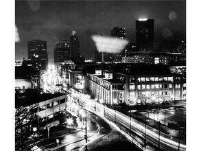 21 Charles Ave in St. Paul, MN - Building Photo - Building Photo
