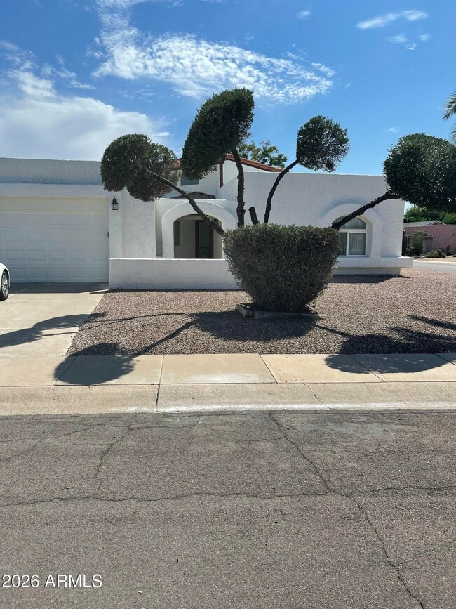 7725 E Berridge Ln in Scottsdale, AZ - Building Photo - Building Photo