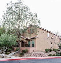 11009 Ketchikan St in Las Vegas, NV - Building Photo - Building Photo