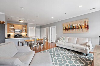 904 Jefferson St-Unit -6J in Hoboken, NJ - Building Photo - Building Photo